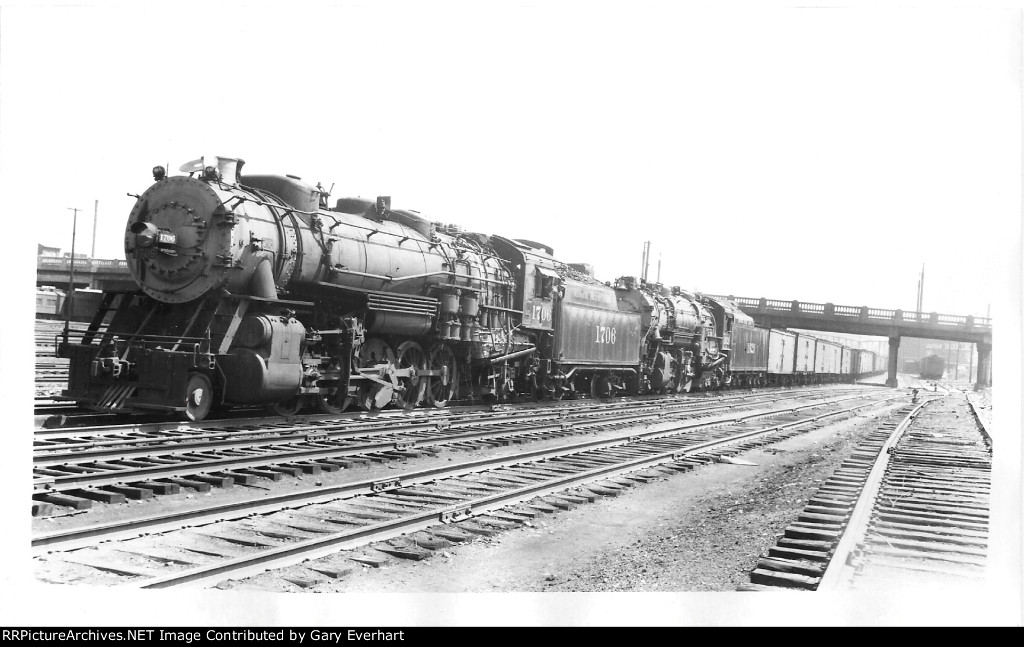 MP 2-10-2 #1706 & MP 2-8-4 #1920 - Missouri Pacific